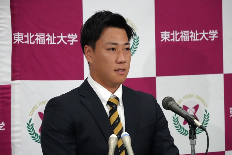硬式野球部・漁府選手に福岡ソフトバンクホークスが指名挨拶および契約合意