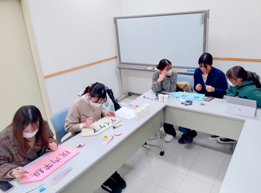 看板製作 ペイント中