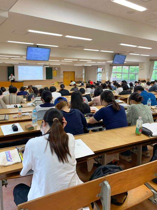 教室の様子２