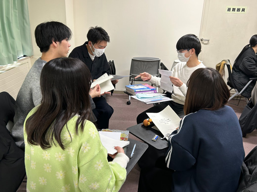 穏やかな雰囲気の中で話を伺うことができました