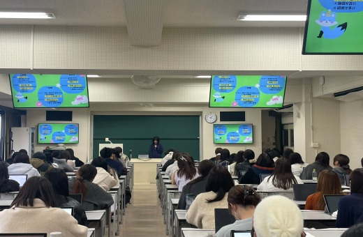 体験談を話す４年生の様子②