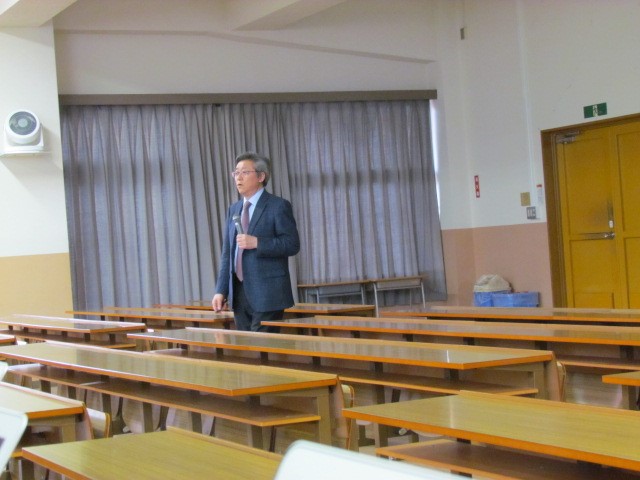 講義している和田先生の様子