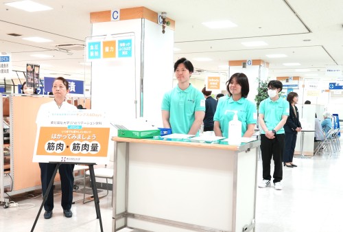 最初のお客様を迎える緊張の瞬間