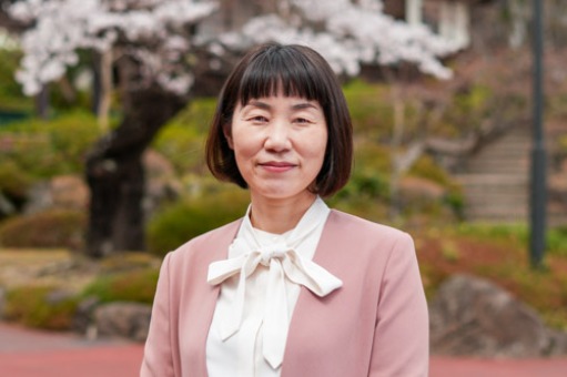 保健看護学科 学科長　渡邊 生恵