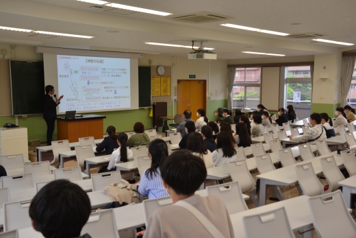 ＊学部学科紹介＊