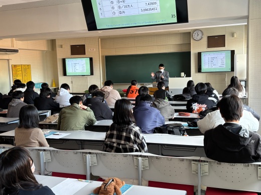 社会福祉学科の講義