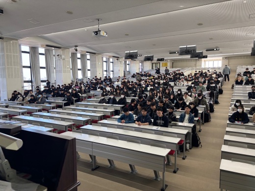 開講式の様子