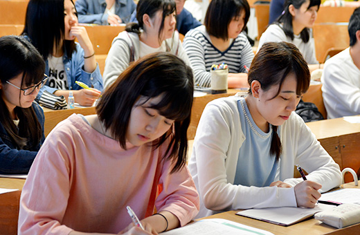 3年生の就職活動に向け キャリア支援を本格スタート 東北福祉大学