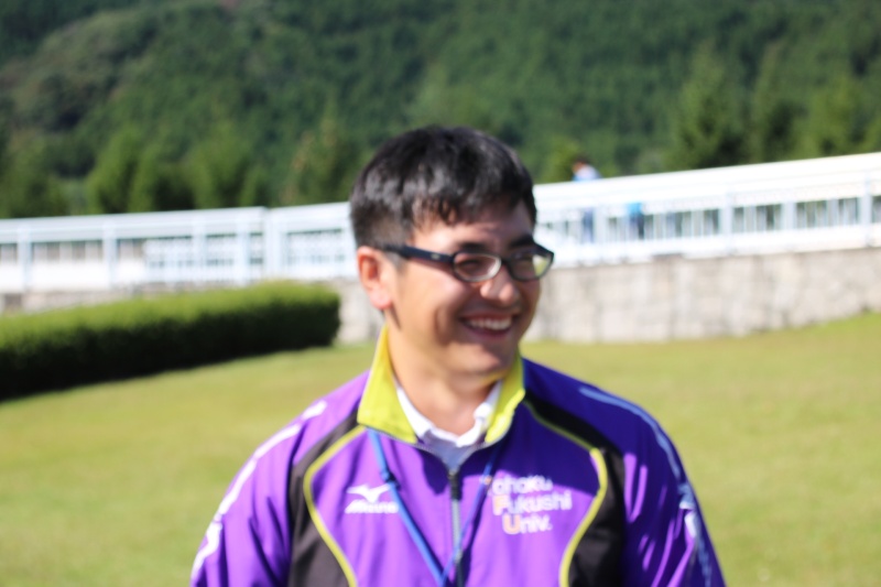 館選手