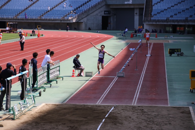 男子三段跳