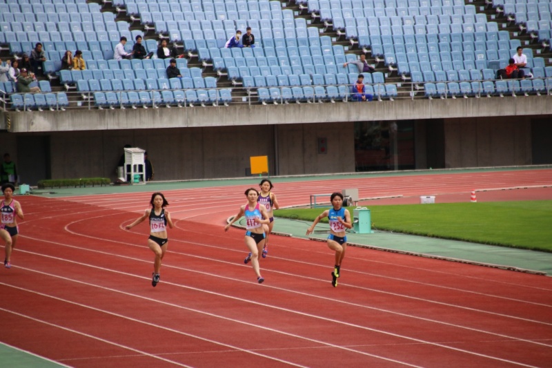女子200m
