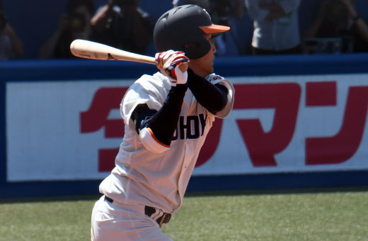 パンチ力ある打撃も魅力の元山選手