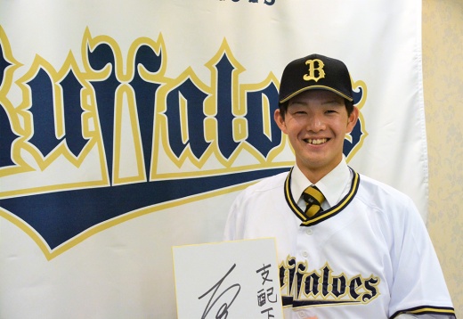 支配下登録を最初の目標に掲げた大里内野手（育成契約を結んだ2021年当時）