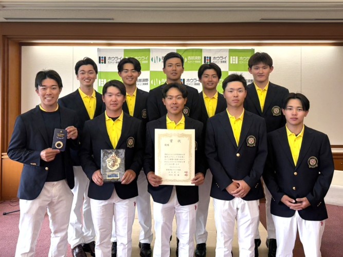 優勝に輝いたメンバー