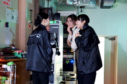 舞台袖の様子