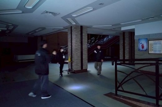 ロビーへの誘導の様子