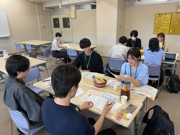 価値観ワーク中のディスカッションの様子
