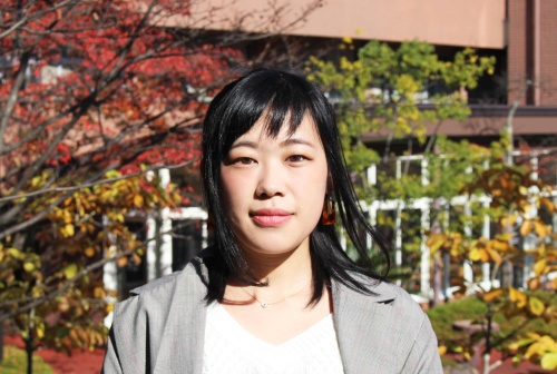 只野 彩也香