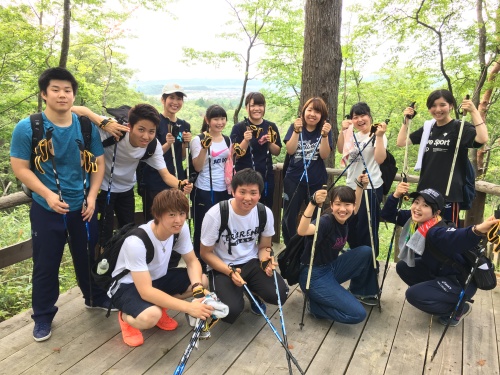 33組1グループ、笑顔が輝いています