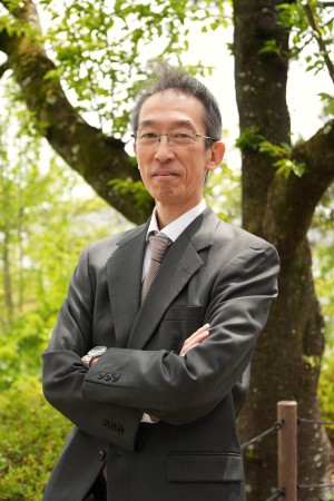 坪川 宏