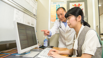 5．医師や経験豊富な教員による実践的教育