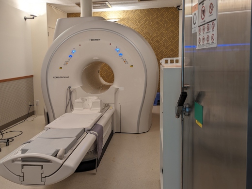 見学させていただいたMRI