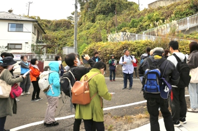 まち歩きスタートです