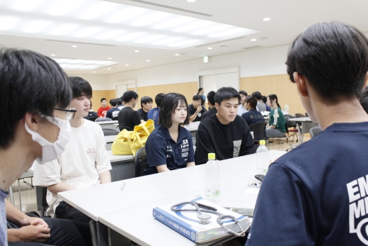 学生間交流のグループワーク