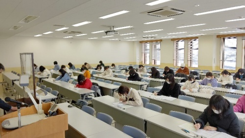 模擬試験の教室の様子
