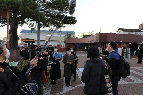 「防災まちあるき」東北福祉大学の国見キャンパス正門前
