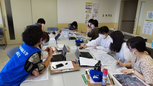皆で常に話し合います