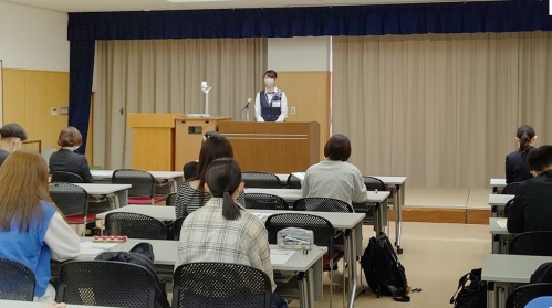 宮城県内の医療機関で実際に働く講師の方の講義