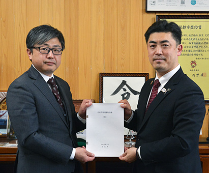 白石市地域福祉計画（案）を市長へ答申