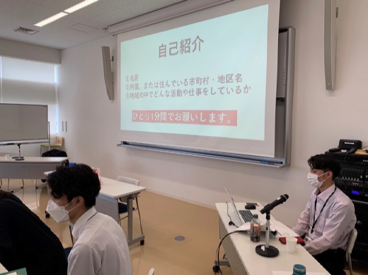 司会を務めた同学科3年の沓沢さ