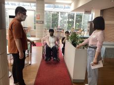障がい学生サポートチームとキャンパスバリアフリー調査を実施しました （産業福祉マネジメント学科・ユニバーサルデザイン論）