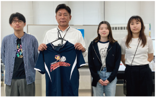 2024年9月 軟式野球部監督からユニホームデザインの依頼を受ける