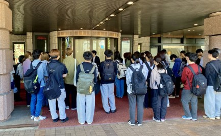 【作業療法学専攻】リエゾンゼミⅠ ：東北福祉大学芹沢銈介美術工芸館と図書館へ！