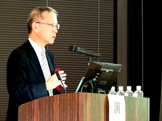 講演の様子①
