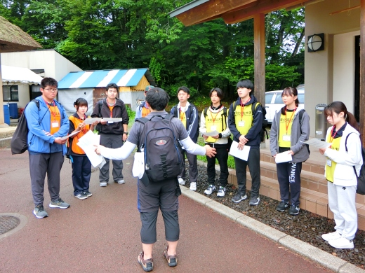 はじめに主催者側からの諸注意をみんなで聞きました