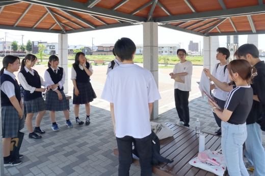 「災害伝承とは・・・」高校生と大学生がそれそれの考えを語り合う