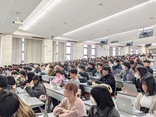 大教室の様子