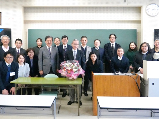 出席者全員での集合写真