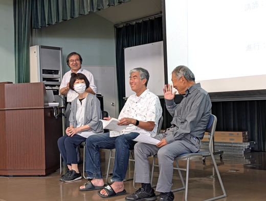 認知症当事者団体「おれんじドア」の鈴木様ご夫妻と、三澤様