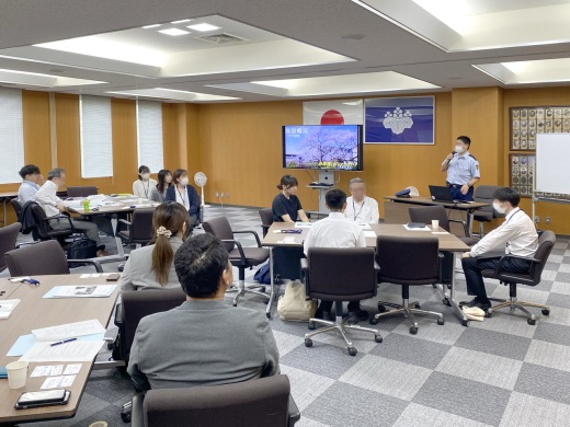刑務所スタッフによる講義：施設概要や福祉専門官の業務について学びました