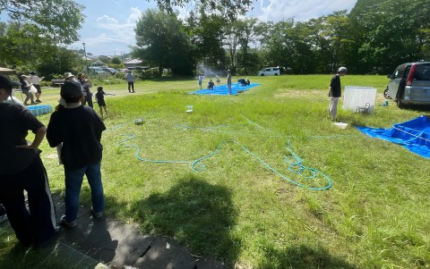 全力で楽しむ子どもたちとの水遊び