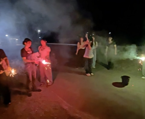 初日夜の花火