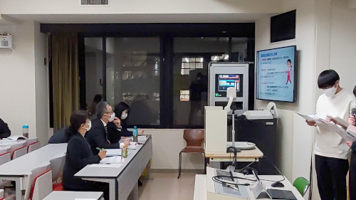 学生の発表に対し、熱心に対応していただいた仙台市地域包括ケア推進課認知症対策担当の方々