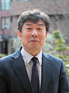 大倉　峰雄
