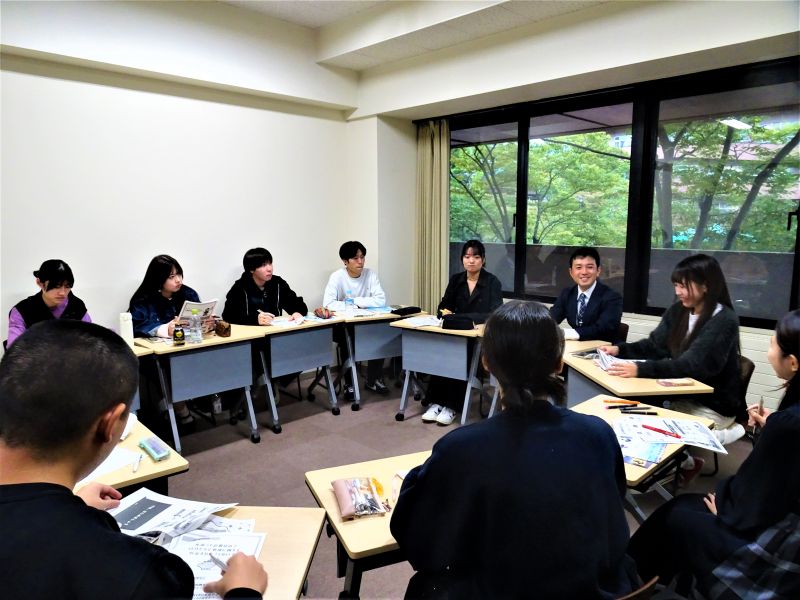 佐藤英仁ゼミで「年金対話集会」が行われました