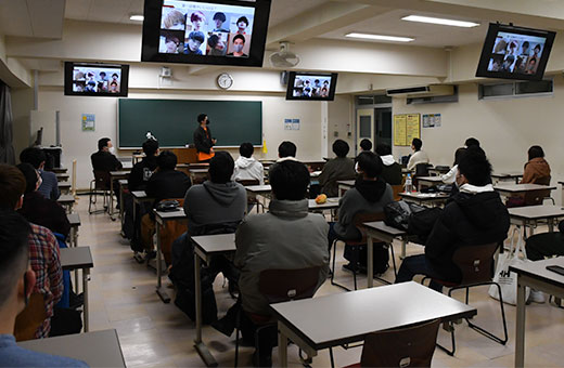 第1印象が良いのは!?自身の“髪型歴”を挙げながら後輩に質問を出す講師の4年生